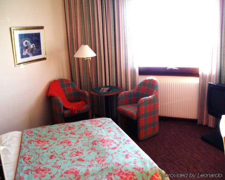 Karlskoga Hotell & Konferens Phòng bức ảnh