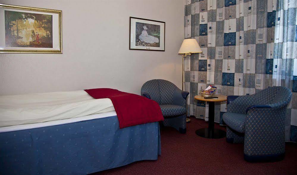 Karlskoga Hotell & Konferens Ngoại thất bức ảnh